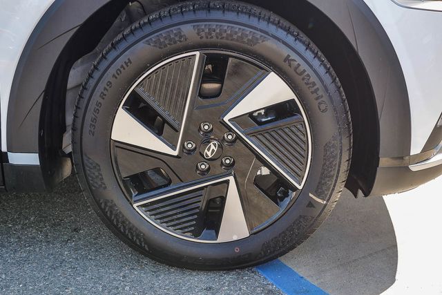 2026 Hyundai IONIQ 5 SEL - Photo 10