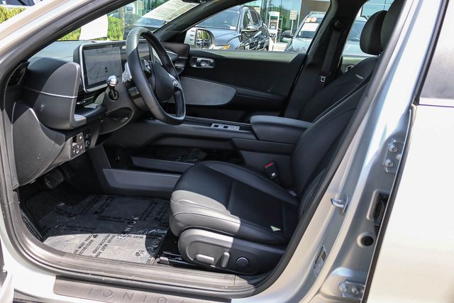 2025 Hyundai IONIQ 6 SEL - Photo 24
