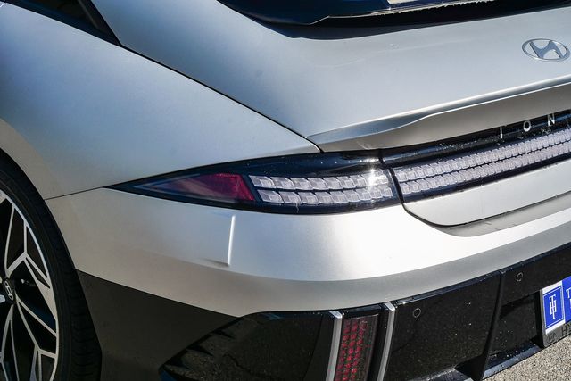 2023 Hyundai IONIQ 6 SEL Certified photo 3