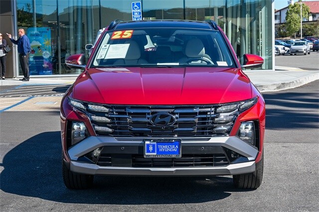 2025 Hyundai Tucson Limited photo 2