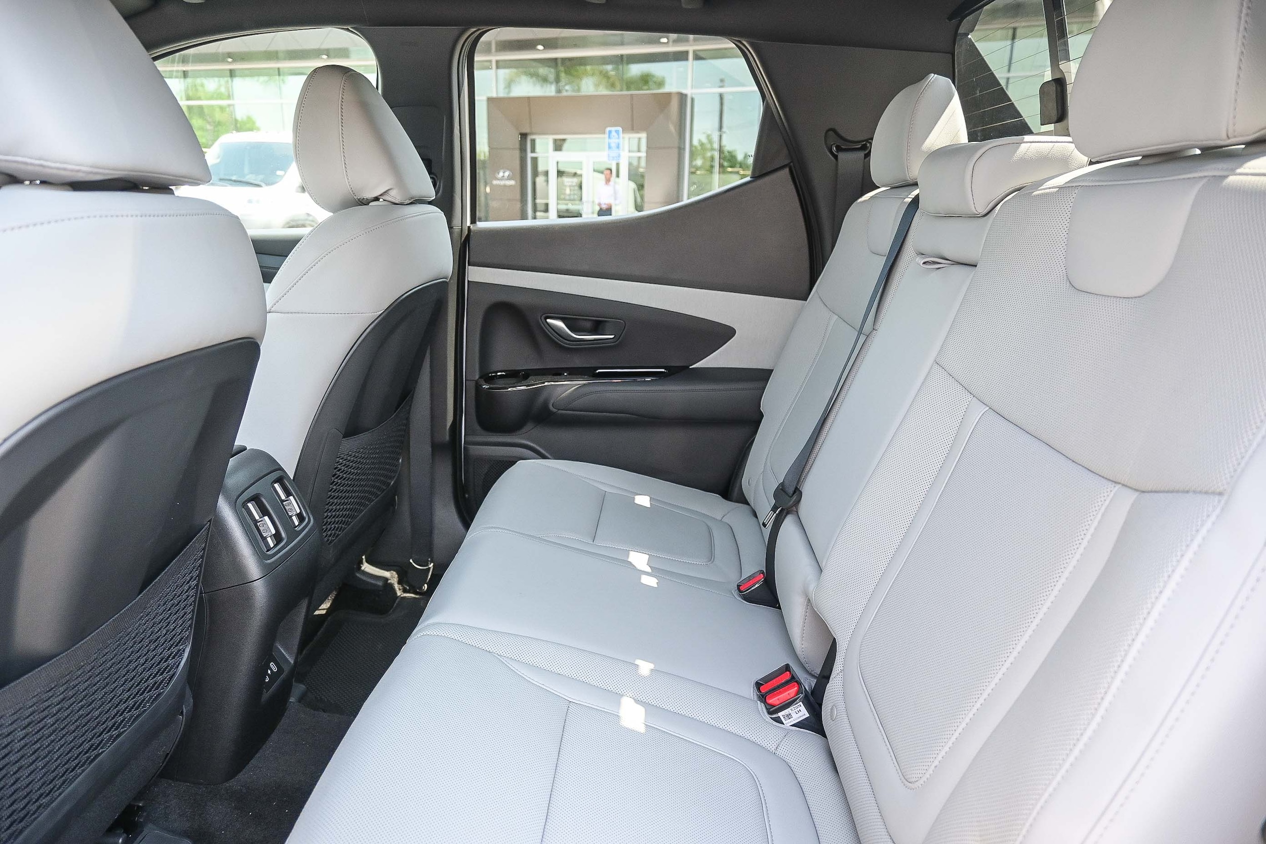 2025 Hyundai Santa Cruz Limited - Photo 18