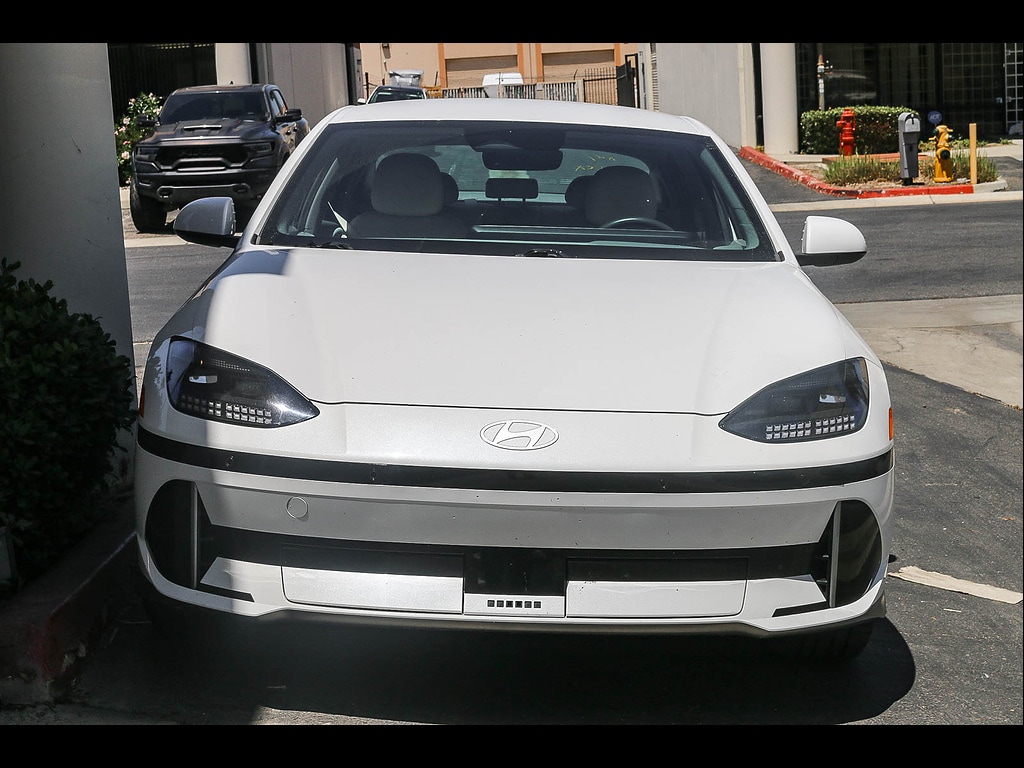 2023 Hyundai IONIQ 6 SEL - Photo 6