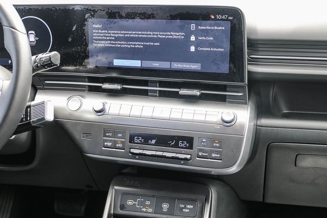 2024 Hyundai Kona EV SEL - Photo 17