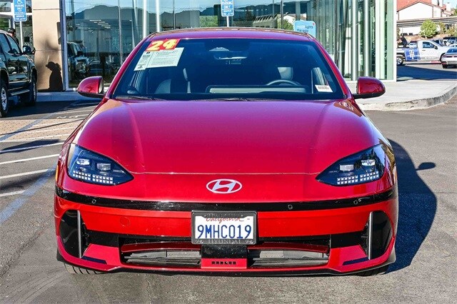 2024 Hyundai Ioniq 6 SEL photo 2