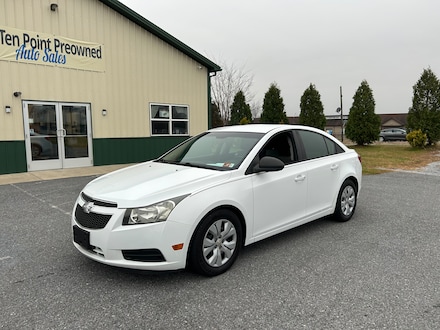 2013 Chevrolet Cruze LS Auto Sedan