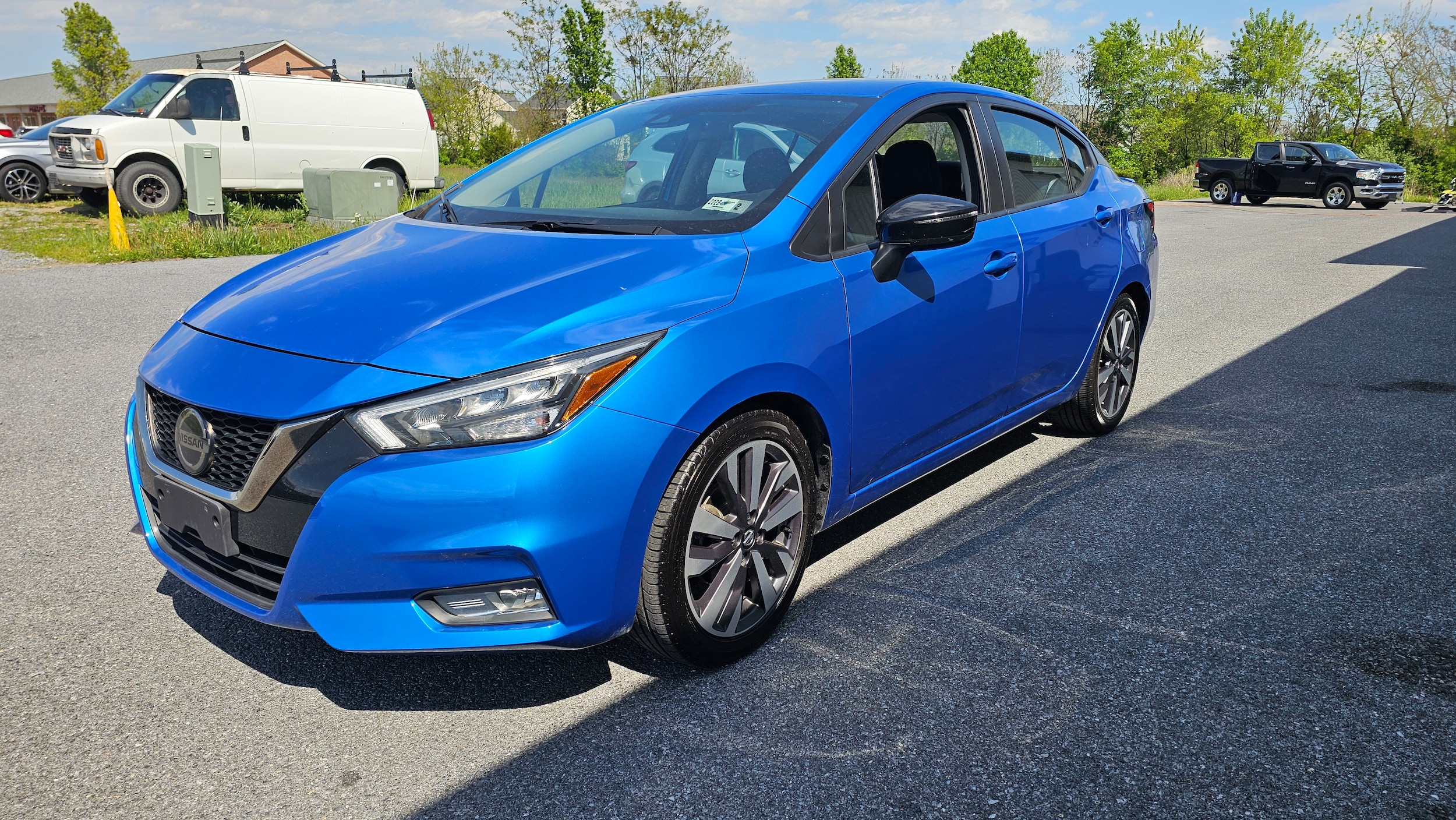 2020 Nissan Versa 1.6 SR CVT's photo