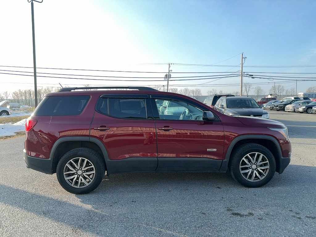 Used 2017 GMC Acadia SLE-2 SUV