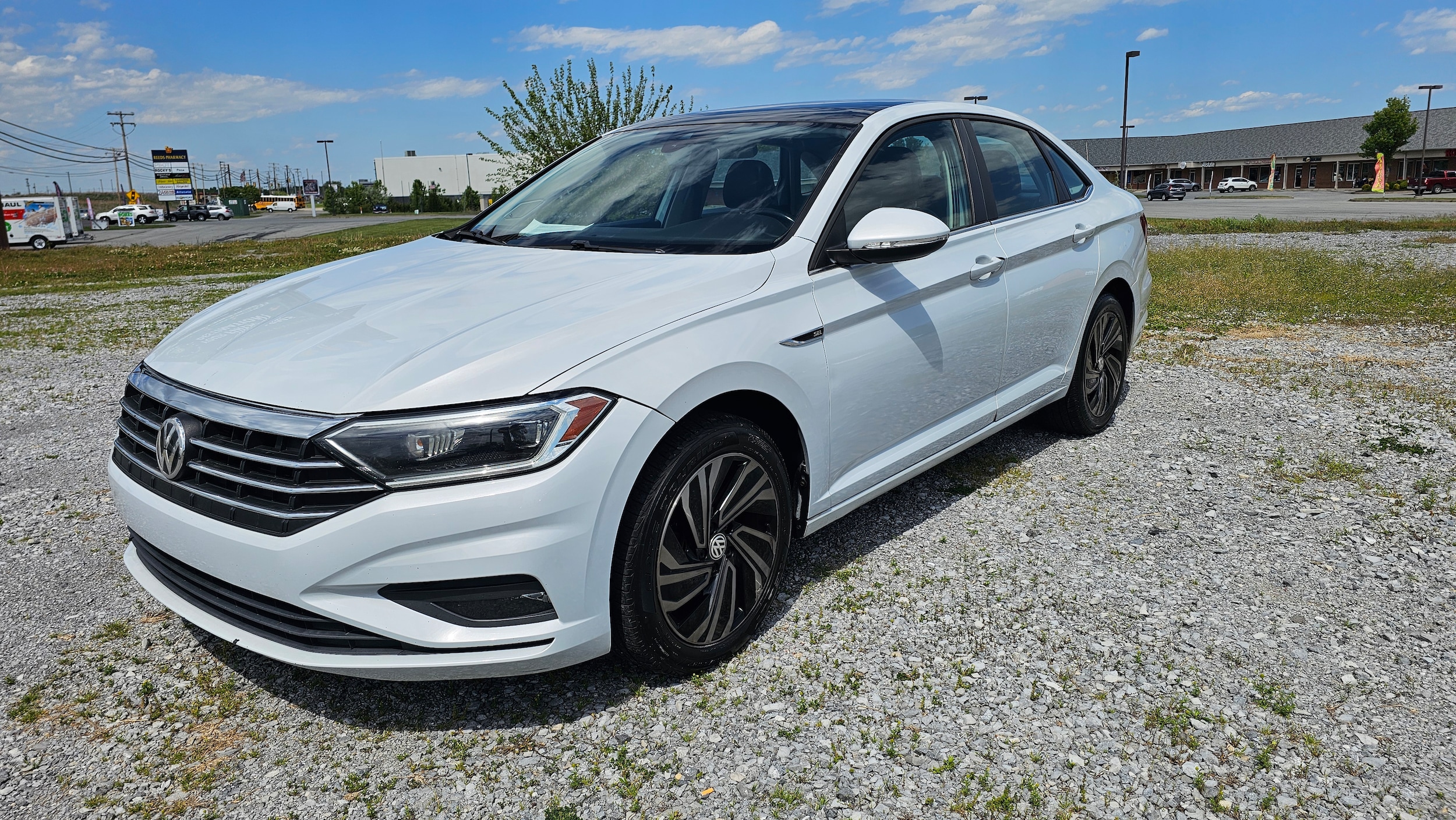 2019 Volkswagen Jetta 1.4T SEL Premium SULEV's photo