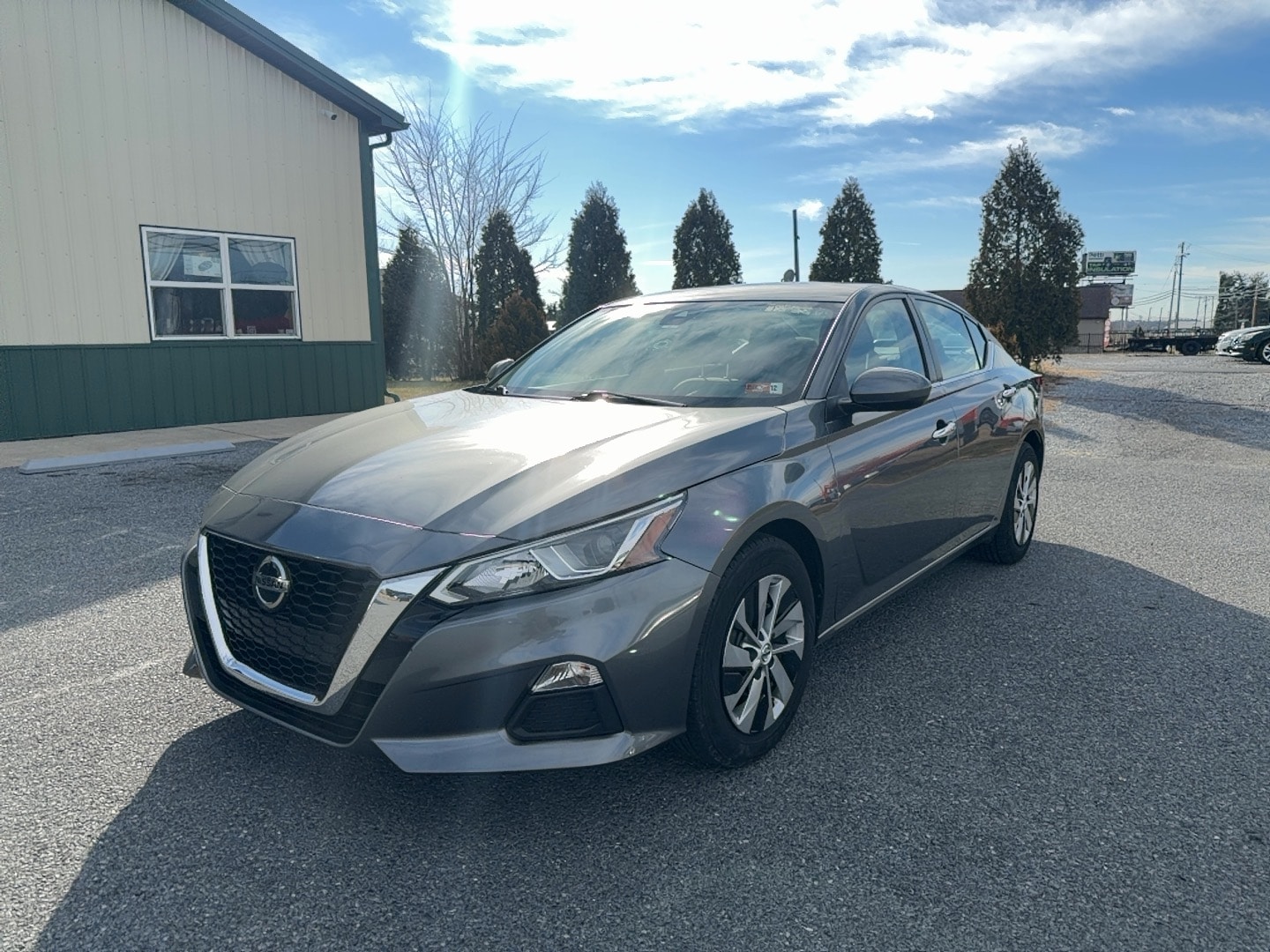 2021 Nissan Altima S's photo