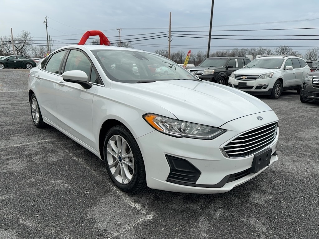 Used 2020 Ford Fusion Hybrid SE Sedan