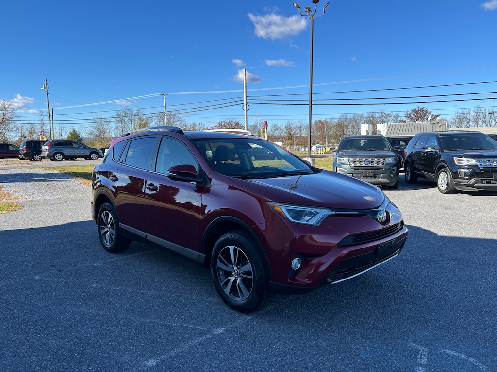 Used 2018 Toyota RAV4 SUV