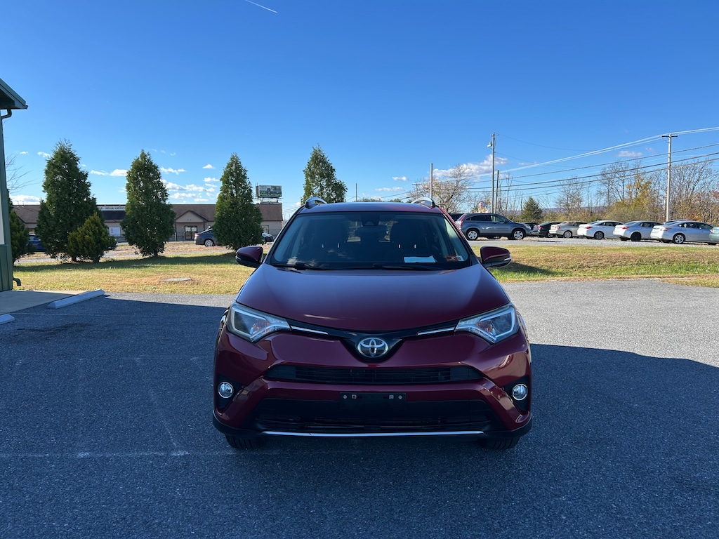 Used 2018 Toyota RAV4 SUV