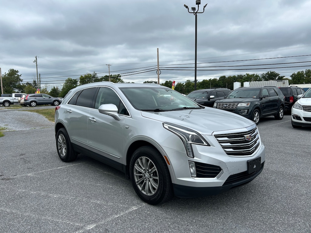 Used 2017 CADILLAC XT5 Luxury SUV