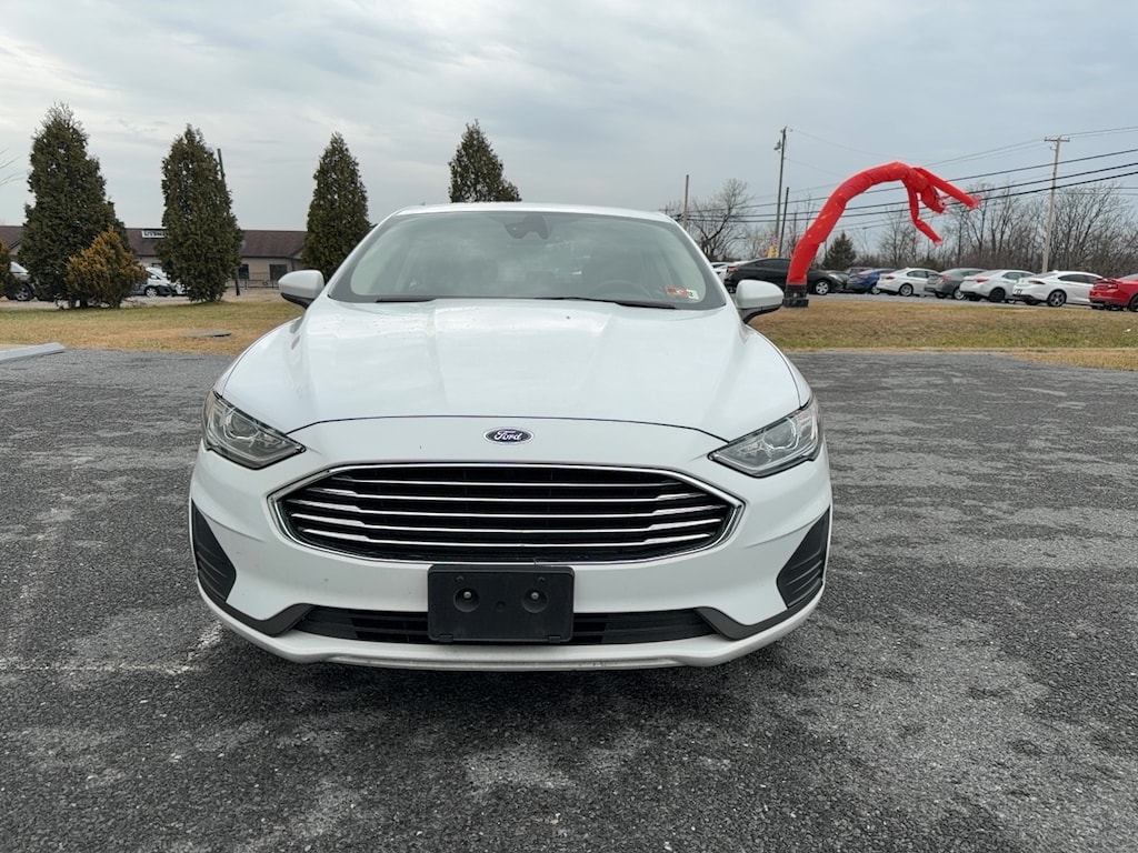 Used 2020 Ford Fusion Hybrid SE Sedan