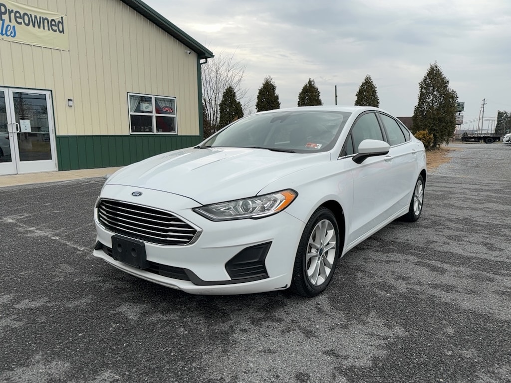 Used 2020 Ford Fusion Hybrid SE Sedan