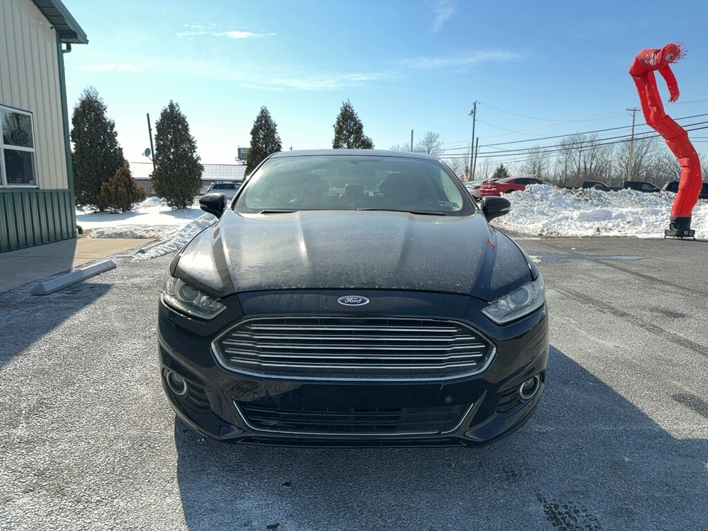Used 2016 Ford Fusion SE Sedan