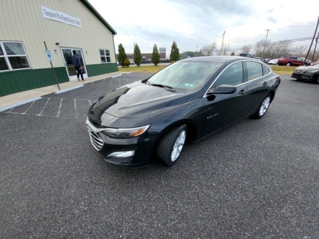 Used 2019 Chevrolet Malibu For Sale at Ten Point Preowned Auto Sales VIN 1G1ZD5ST6KF187530