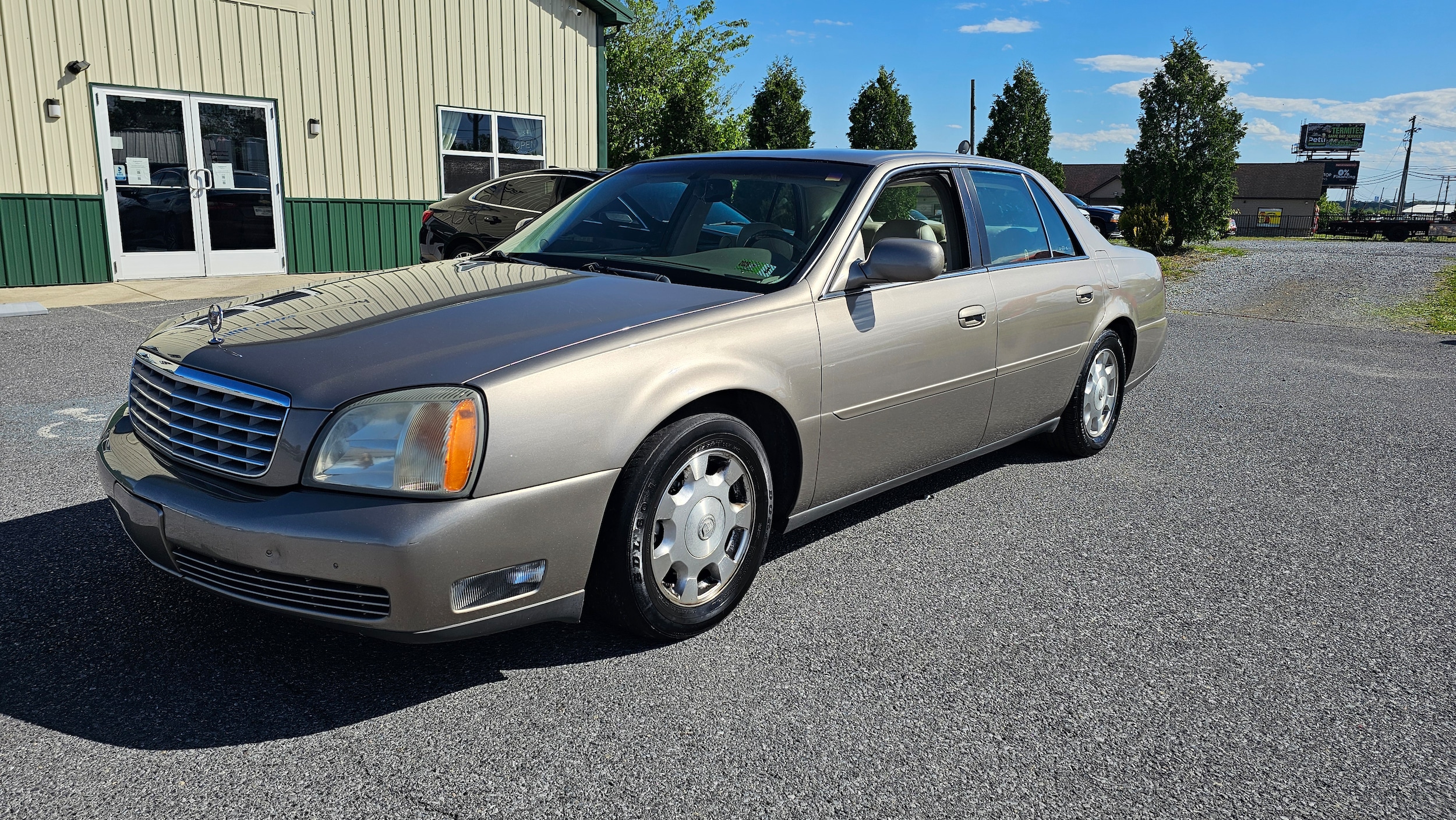 2002 Cadillac DeVille -'s photo
