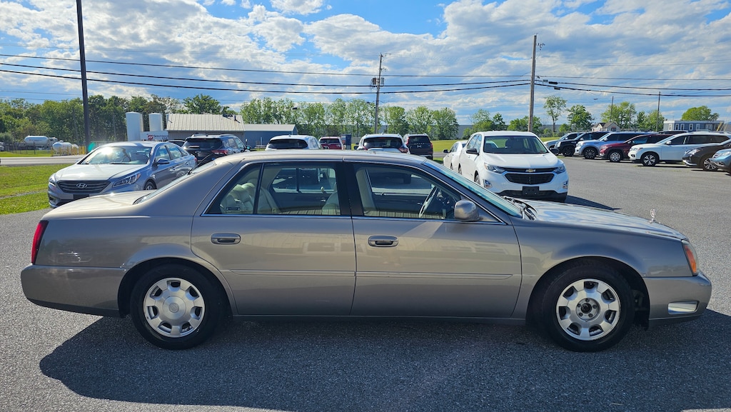 Used 2002 CADILLAC DEVILLE DTS Sedan