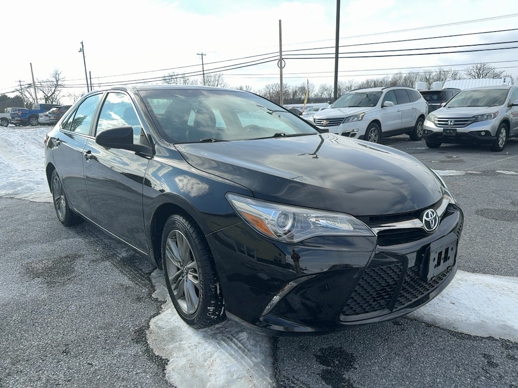 Used 2016 Toyota Camry Sedan