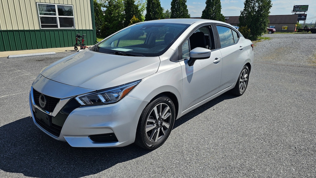 Used 2021 Nissan Versa 1.6 SV Sedan