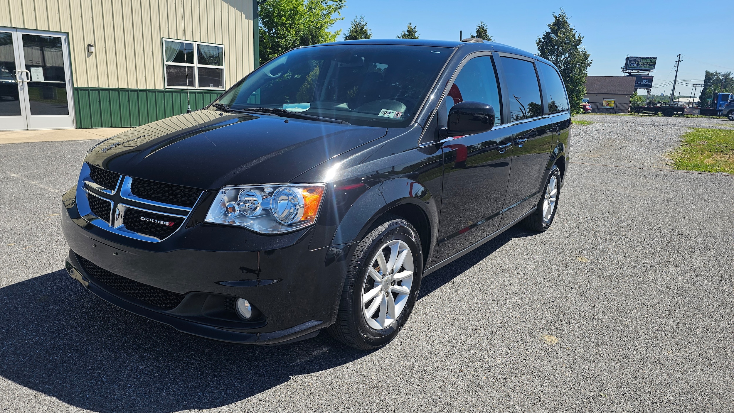 2019 Dodge Grand Caravan SXT's photo