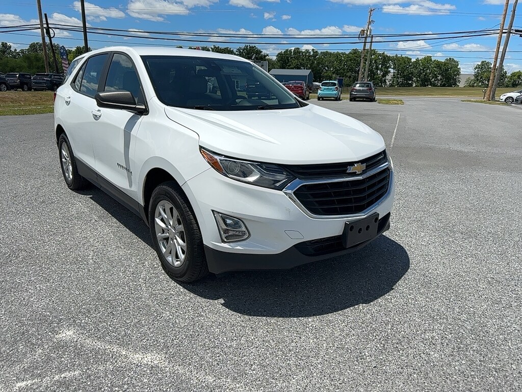 Used 2020 Chevrolet Equinox For Sale at Ten Point Preowned Auto Sales VIN 2GNAX5EV7L6204508