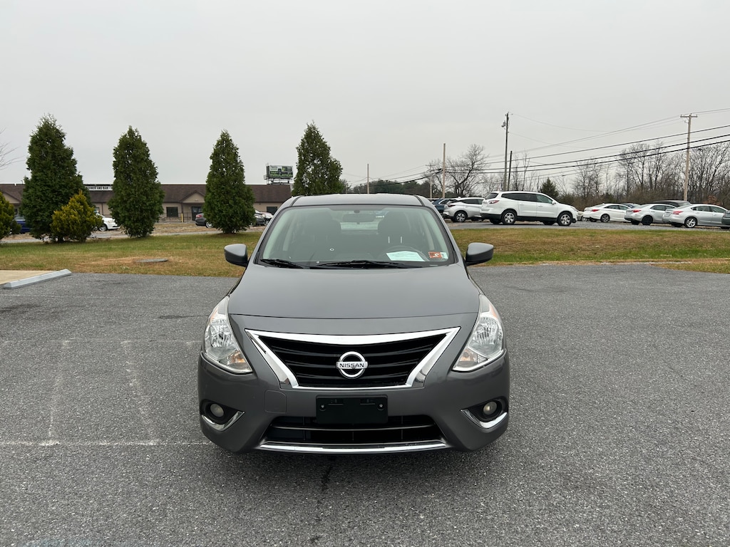 Used 2018 Nissan Versa 1.6 Sedan