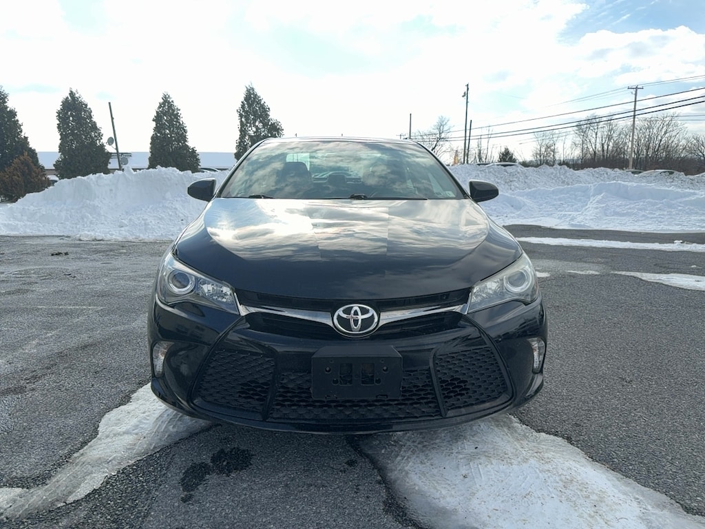Used 2016 Toyota Camry Sedan