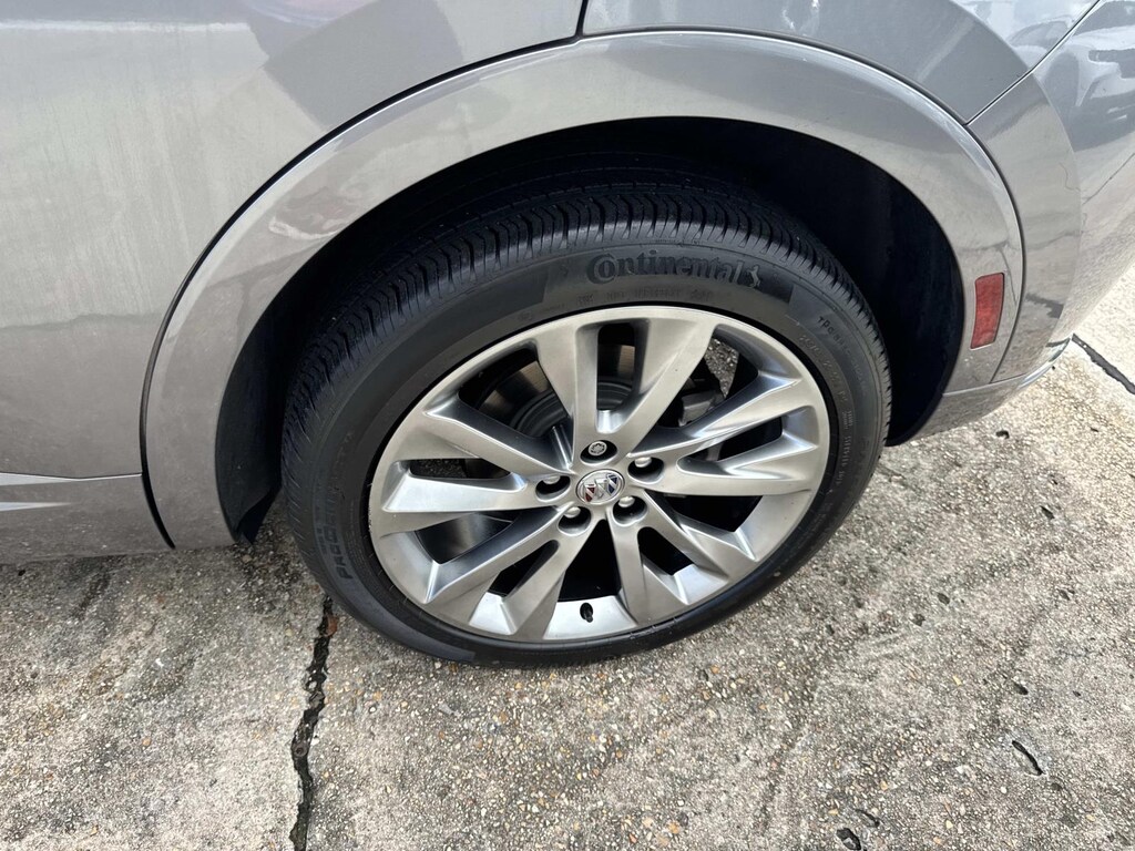 Used 2022 Buick Envision FWD Avenir Sport Utility