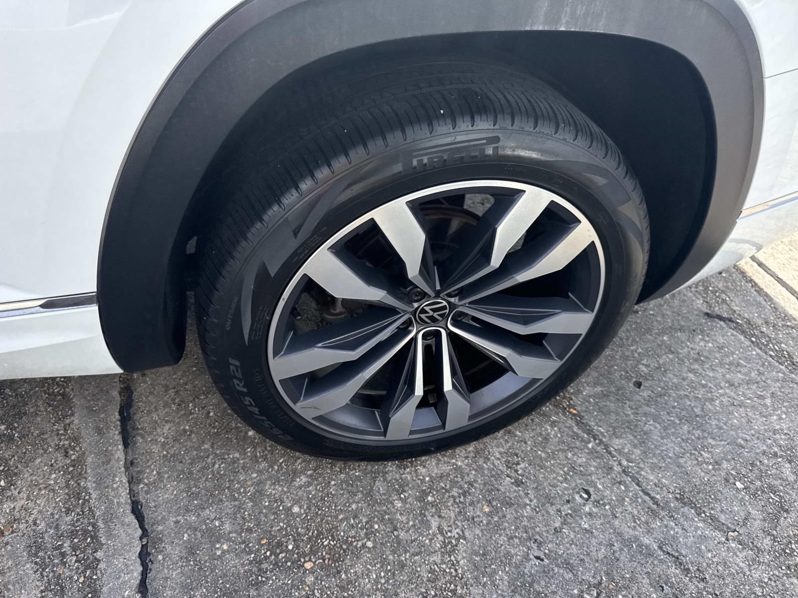 2022 Volkswagen Atlas V6 SEL Premium R-Line photo 4