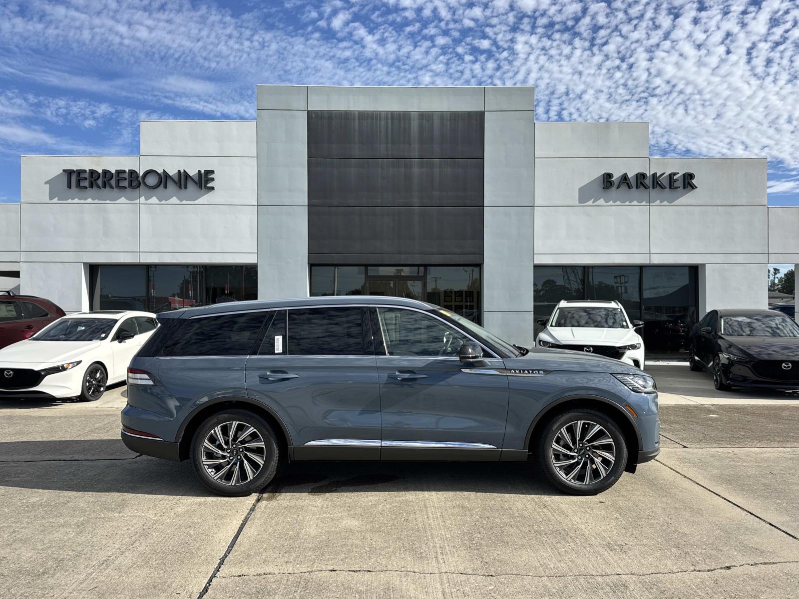 2027 Lincoln Aviator