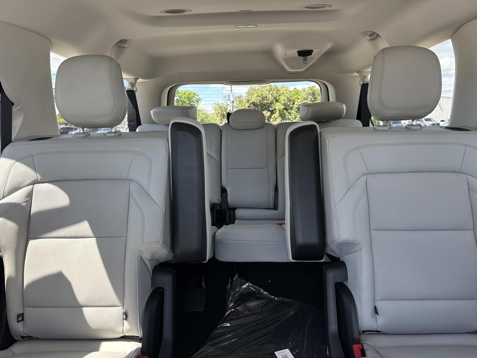 2026 Lincoln Navigator Premiere L - Photo 6
