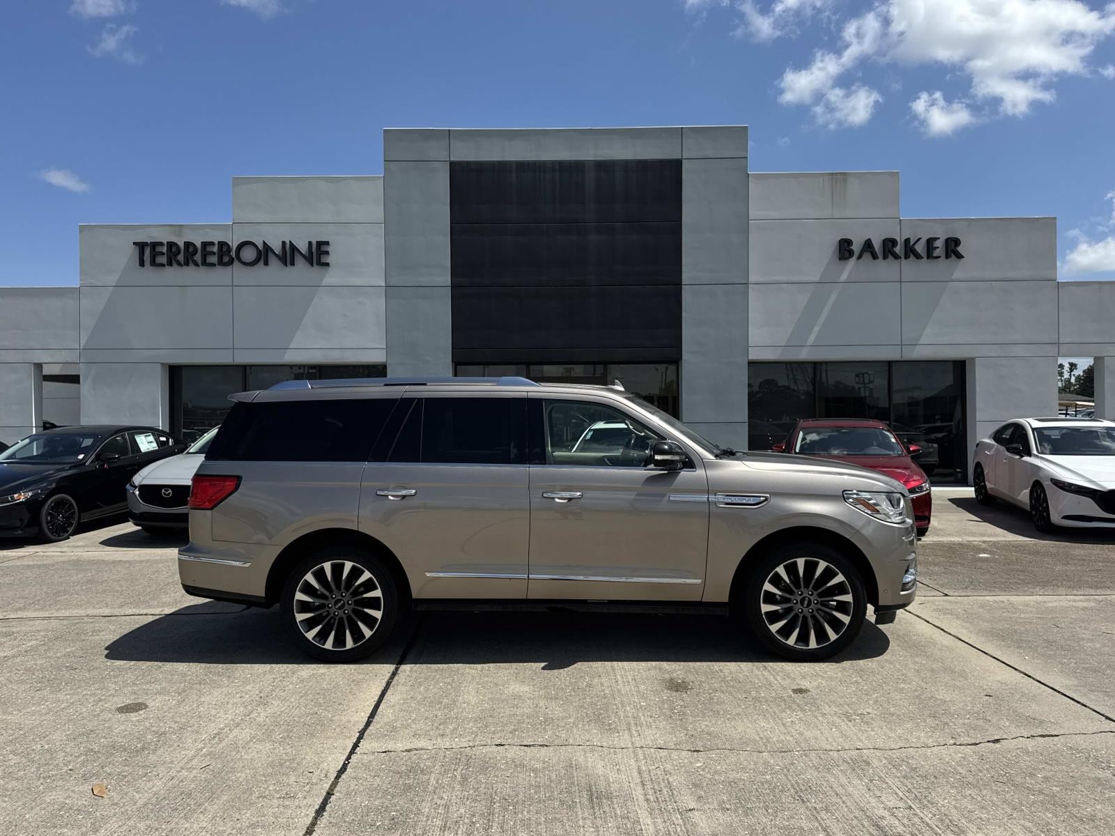 2019 Lincoln Navigator Select