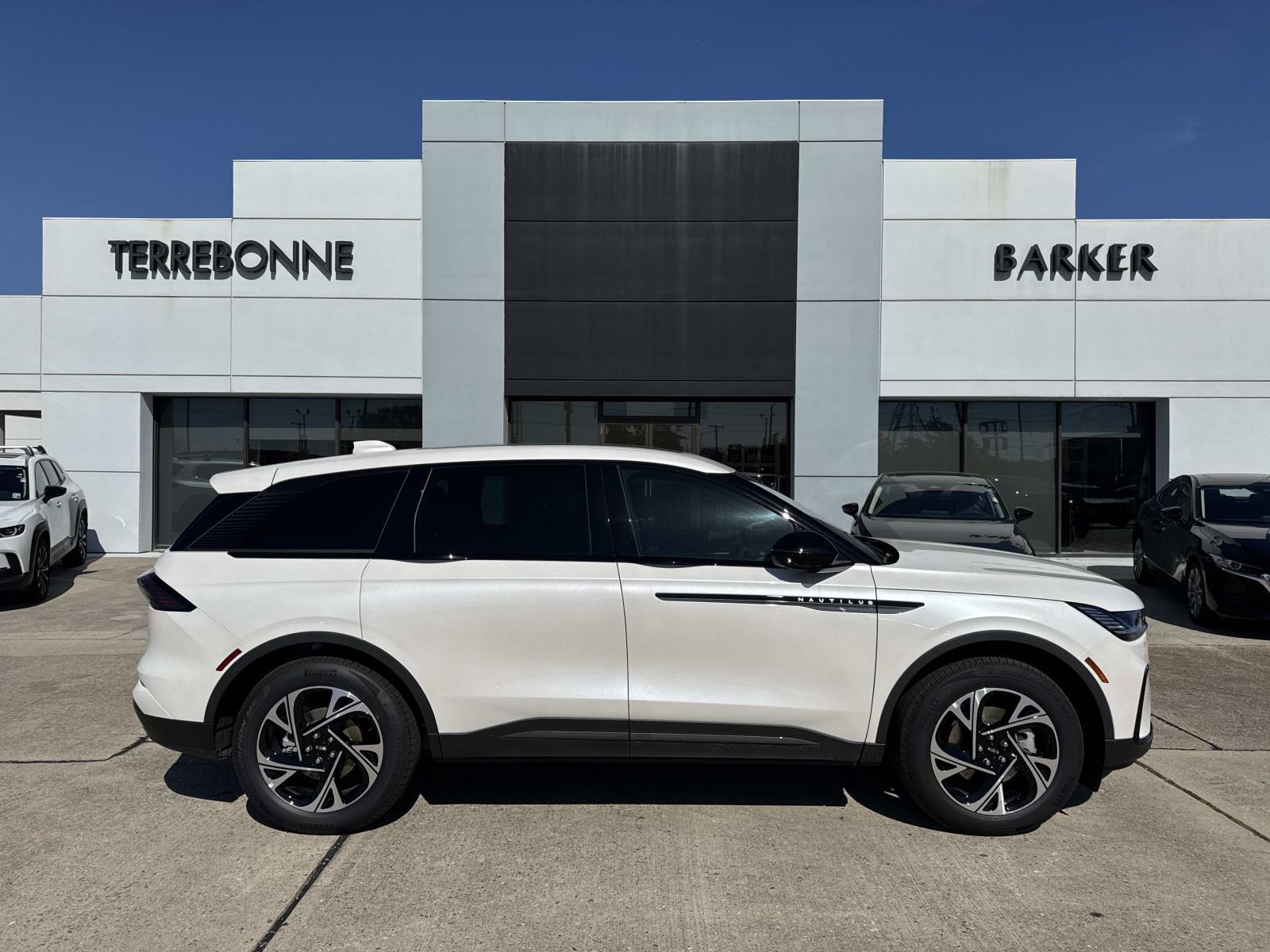 2026 Lincoln Nautilus Premiere AWD's photo