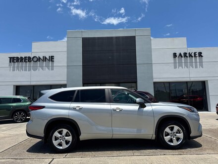 2023 Toyota Highlander L FWD (Natl) Sport Utility