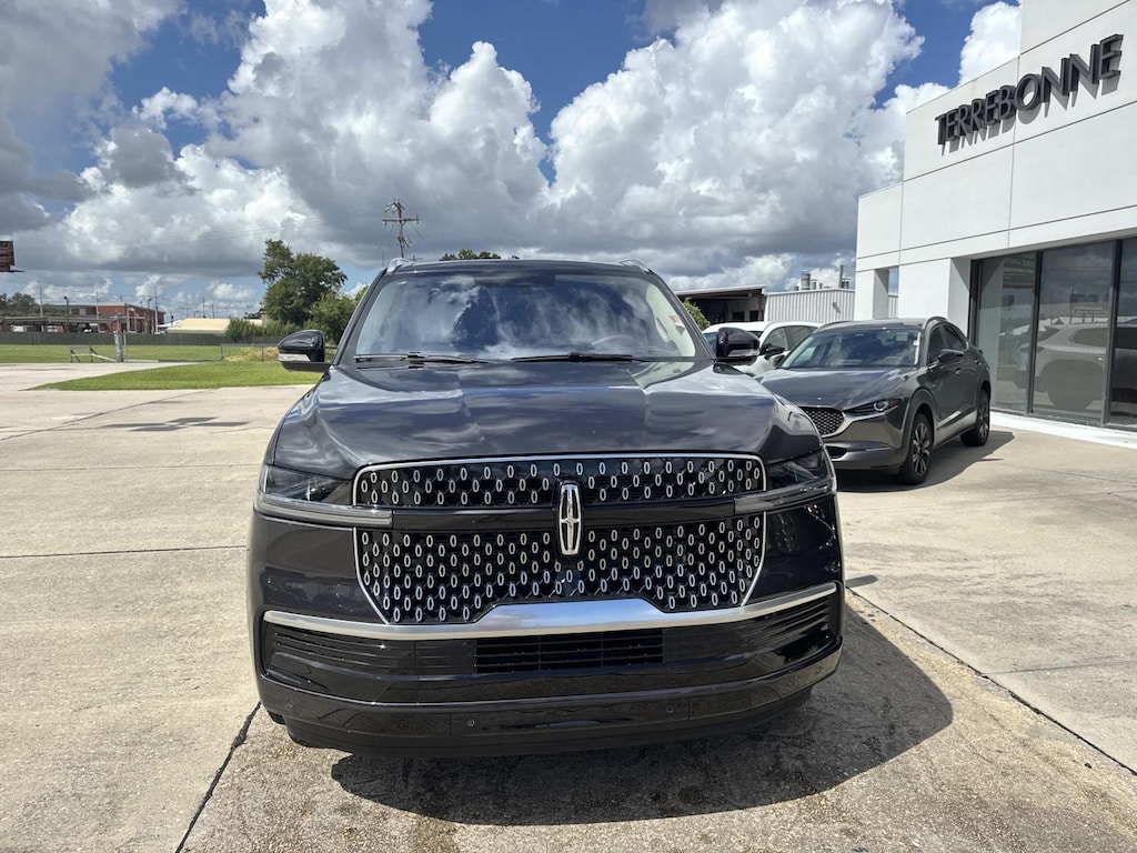 New 2025 Lincoln Navigator Reserve 4x4 Sport Utility