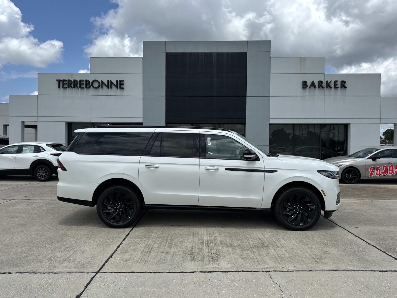 2026 Lincoln Navigator Reserve L 4WD's photo