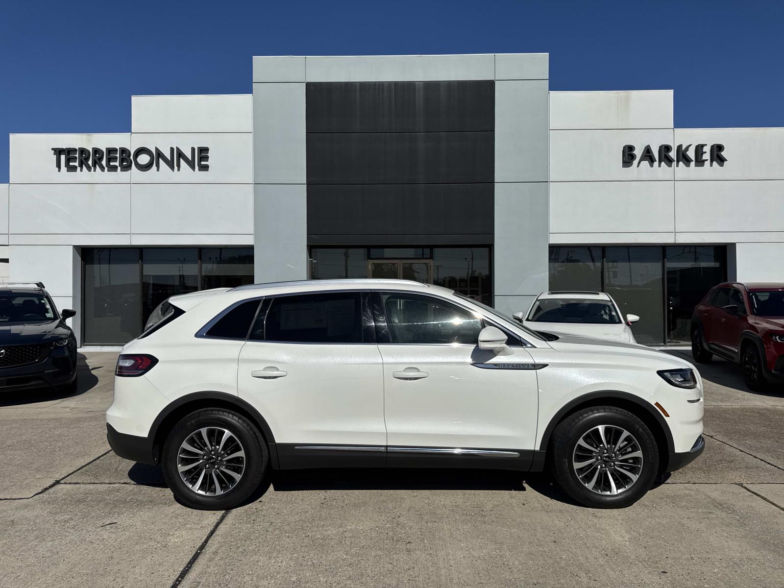 2023 Lincoln Nautilus Base