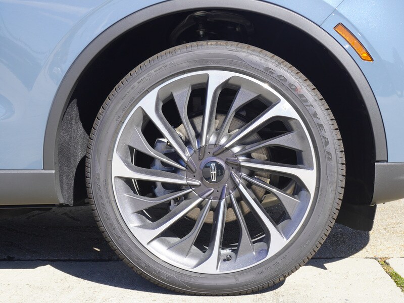2025 Lincoln Aviator Reserve photo 2