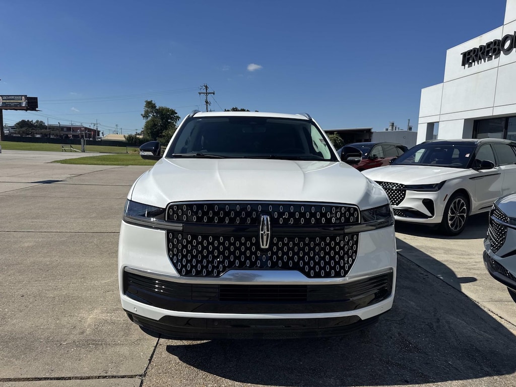 New 2025 Lincoln Navigator L Reserve 4x4 Sport Utility