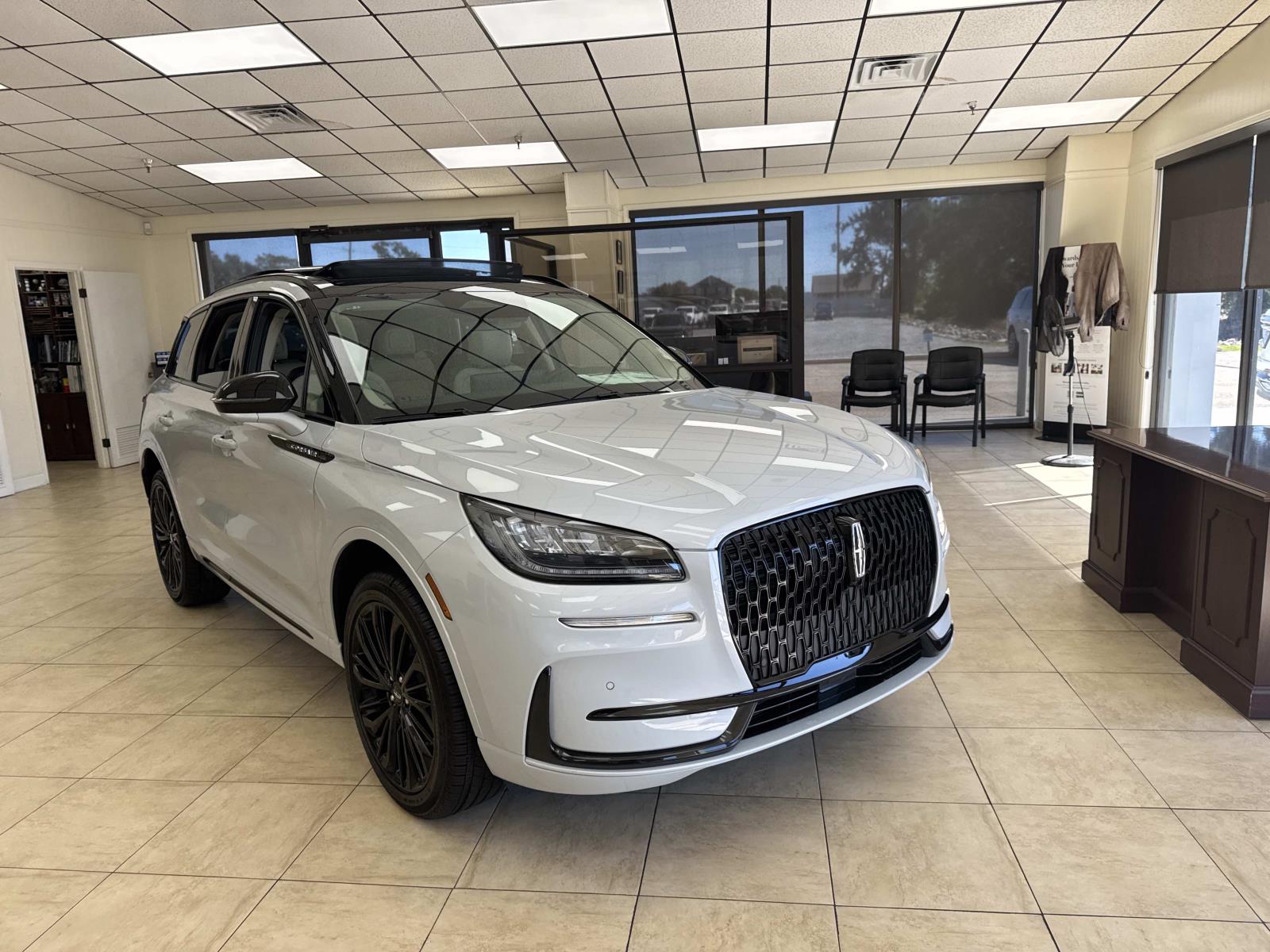 2026 Lincoln Corsair Premiere's photo