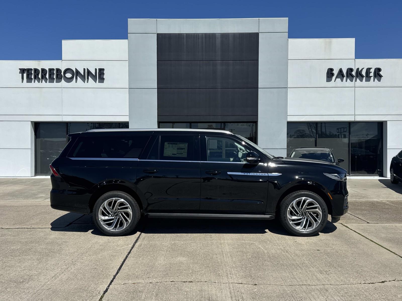 2026 Lincoln Navigator Premiere L - Photo 2