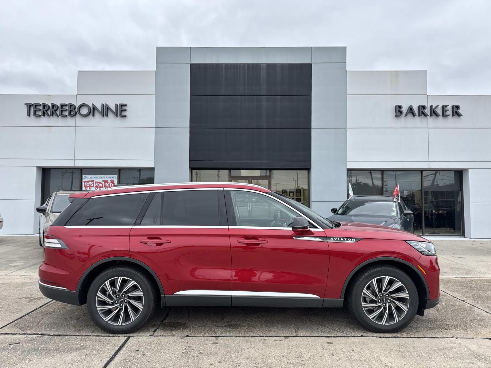 2025 Lincoln Aviator Premiere's photo