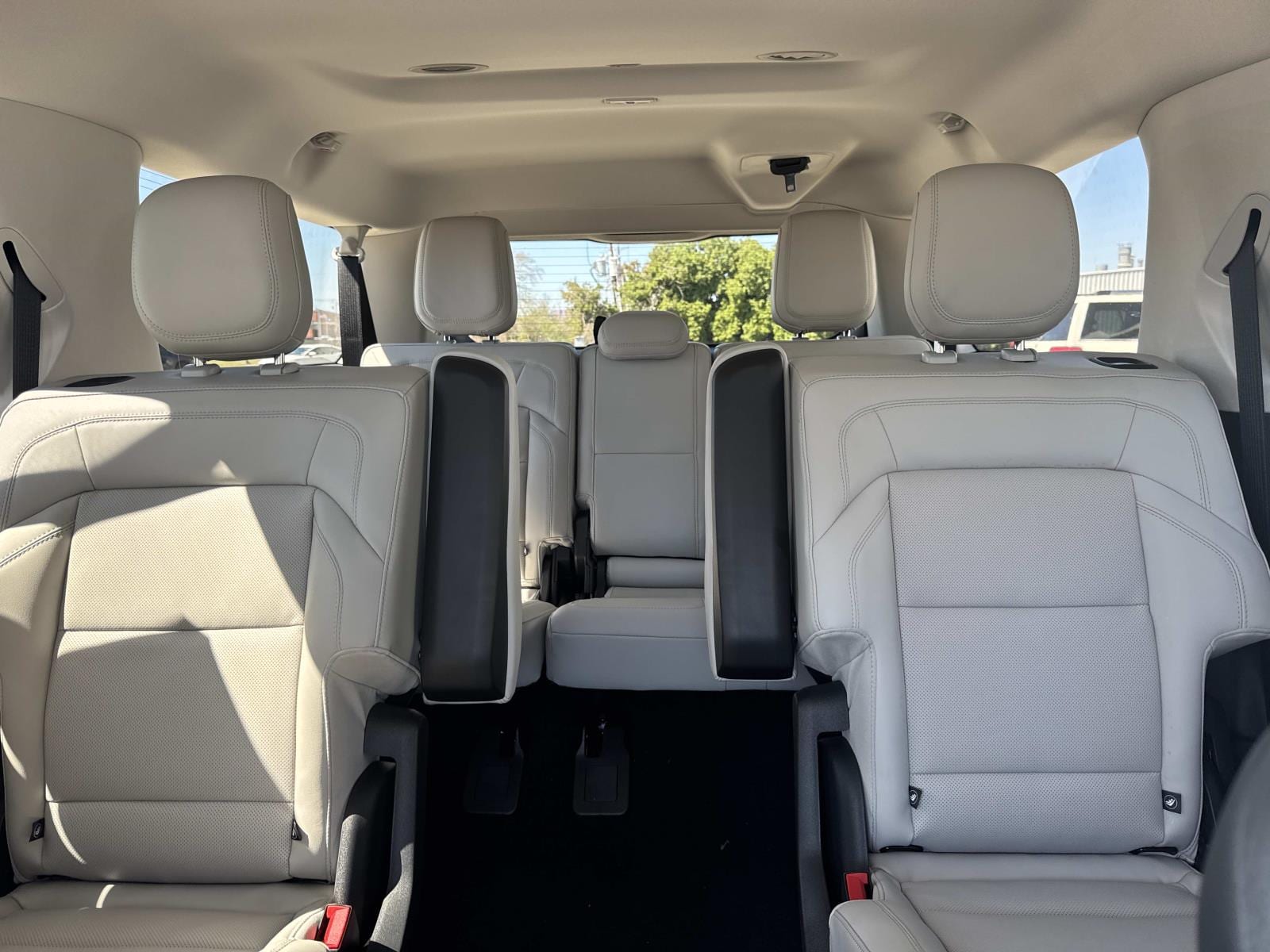 2026 Lincoln Navigator Premiere L - Photo 6