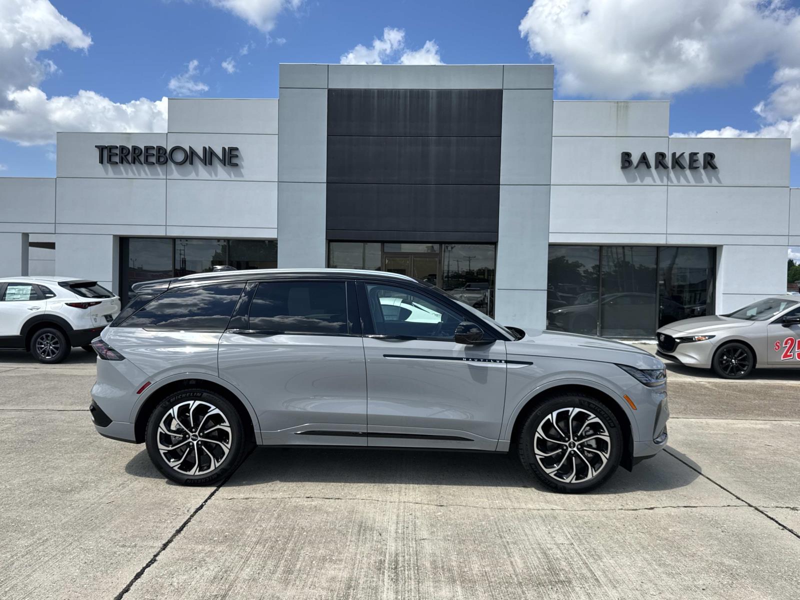 2026 Lincoln Nautilus Reserve AWD's photo