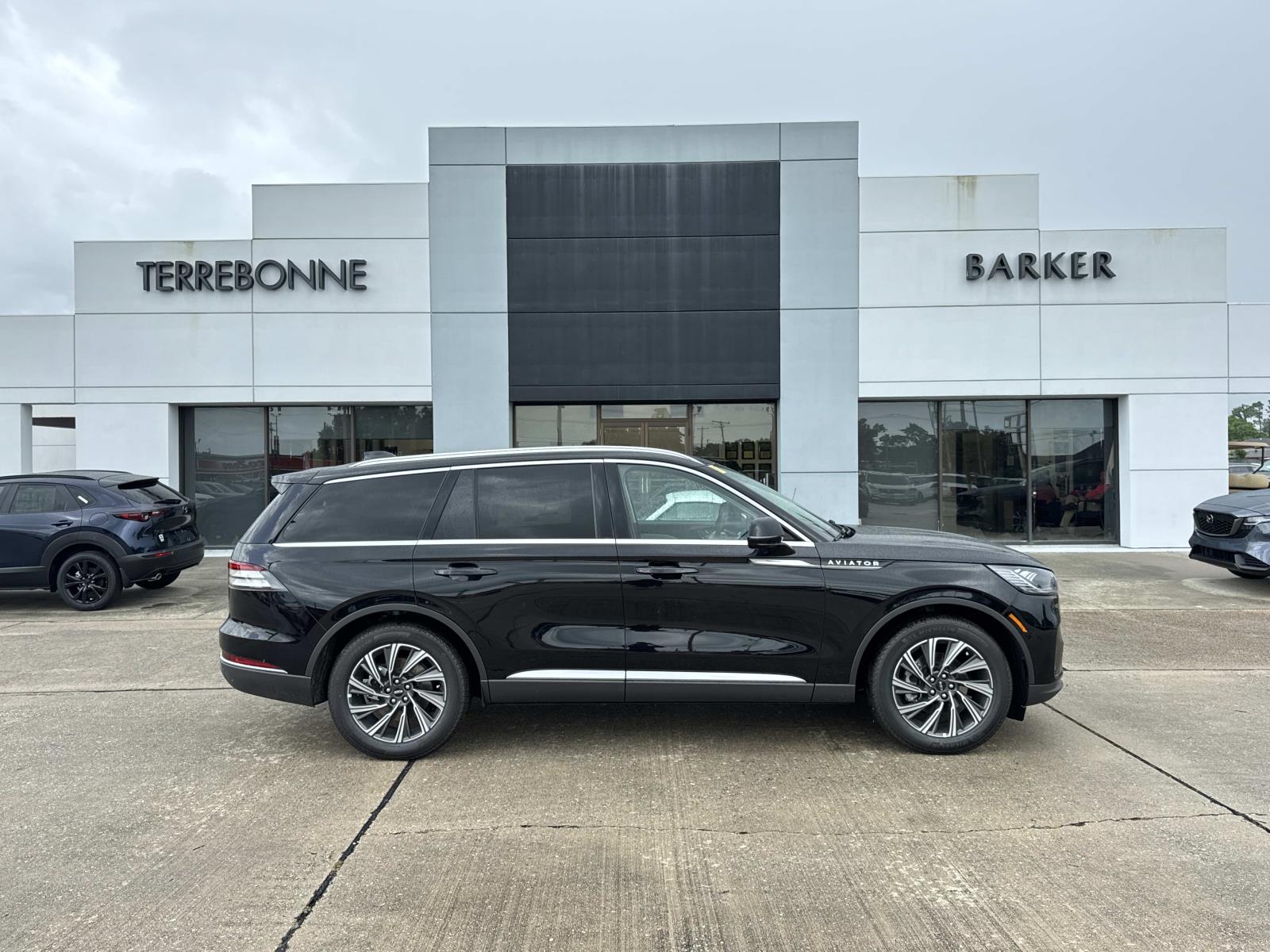 2026 Lincoln Aviator Premiere RWD's photo