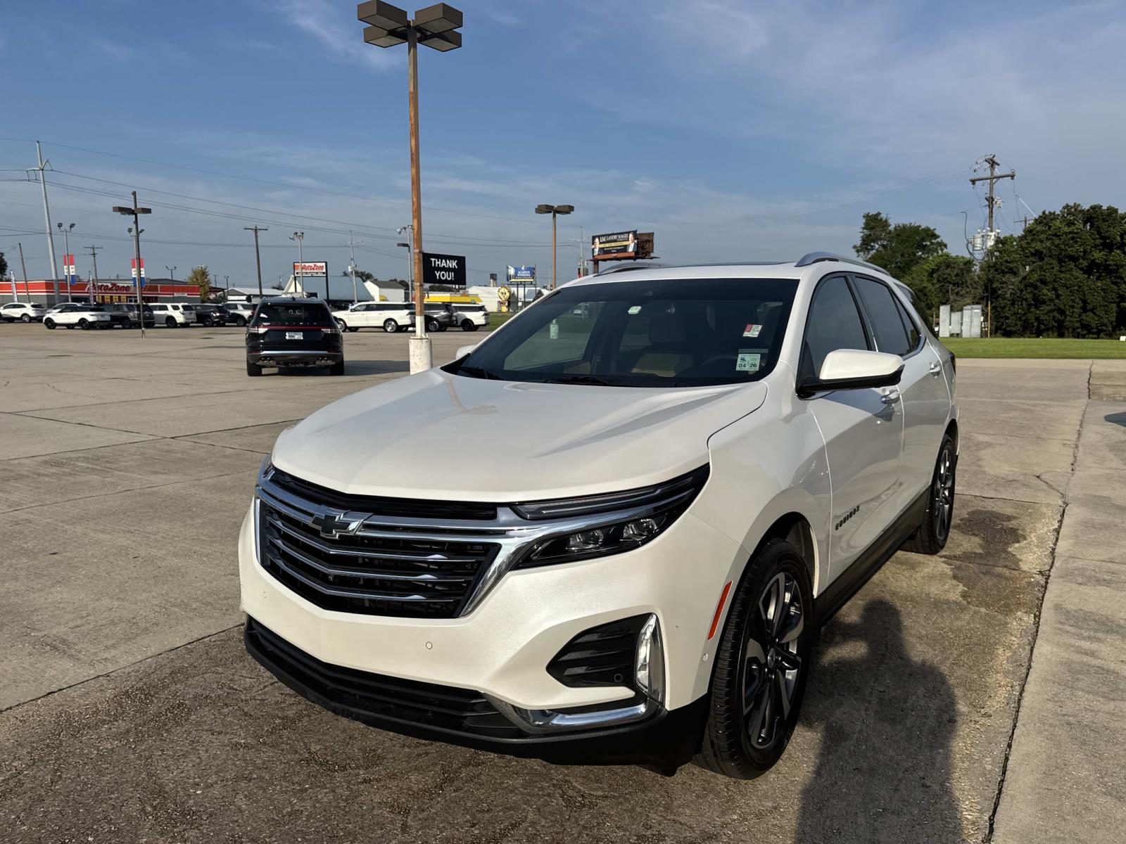 2024 Chevrolet Equinox Premier photo 3