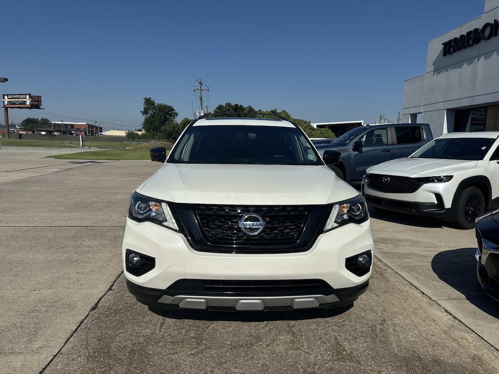 Used 2020 Nissan Pathfinder FWD SL Sport Utility