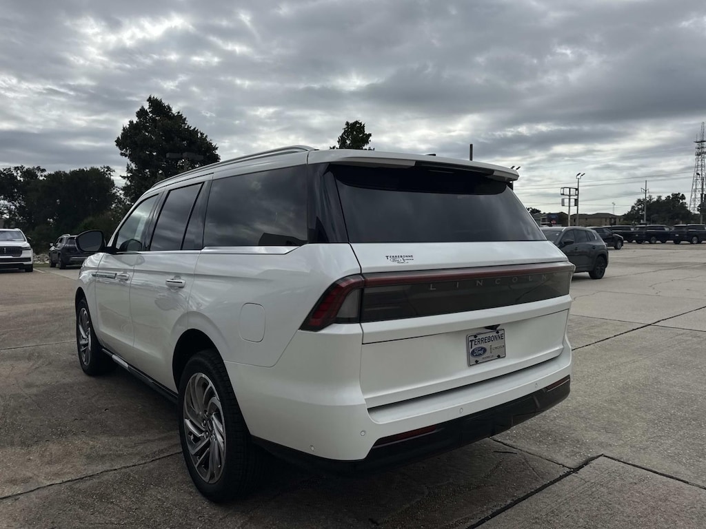 New 2025 Lincoln Navigator Reserve 4x4 Sport Utility